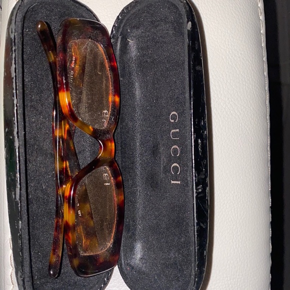 Gucci sunglasses - Picture 2 of 5